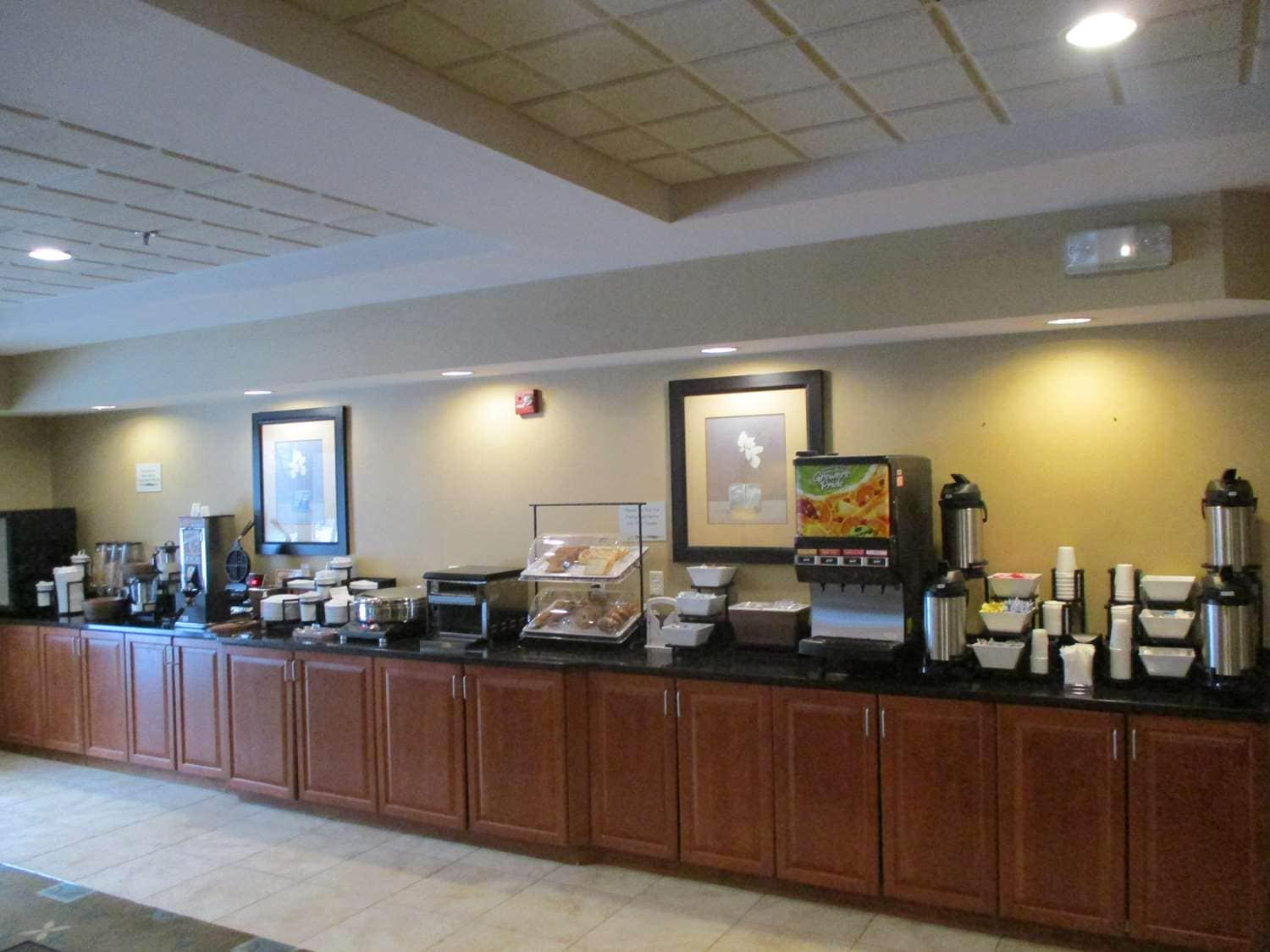 Research Park Inn St Louis West Chesterfield Saint Charles Restoran gambar